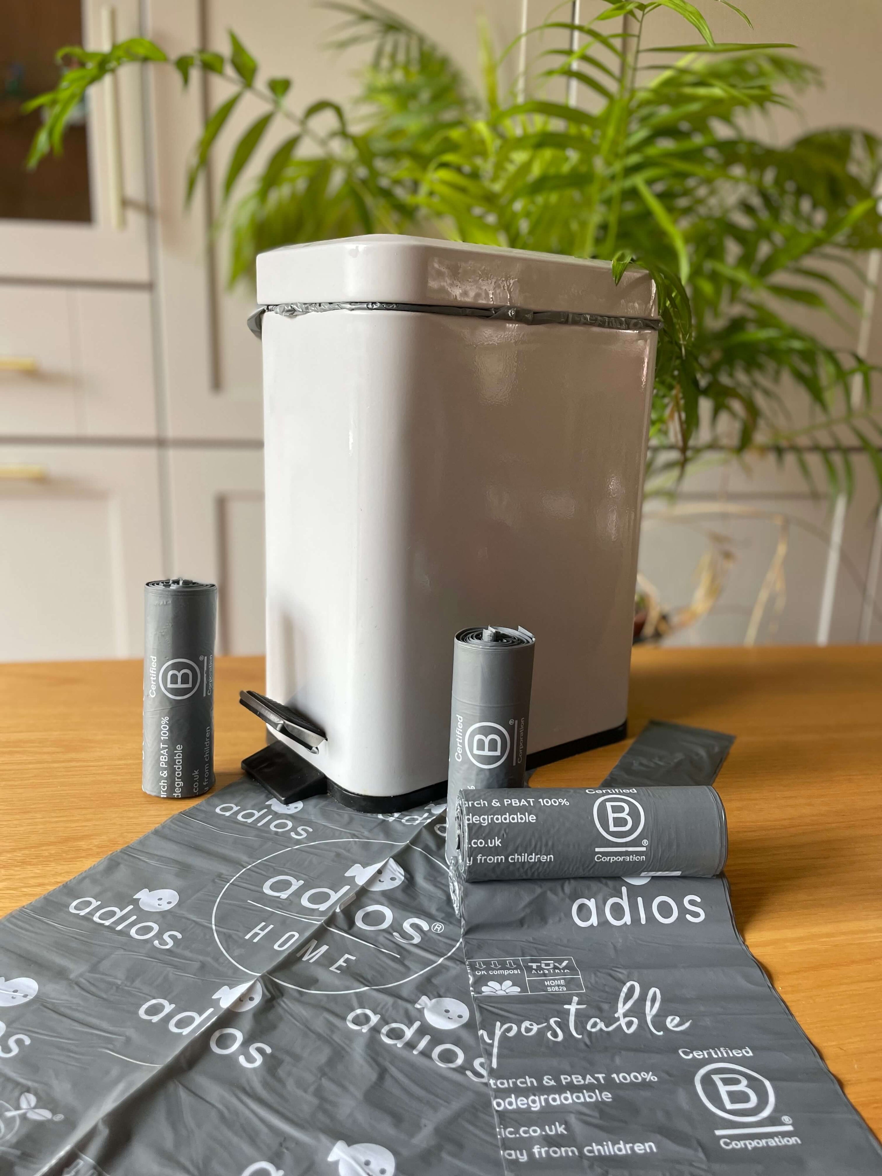 🛍️ Compostable Bin Liners with Handles – 30L - Roll of 20 bags 🌿
